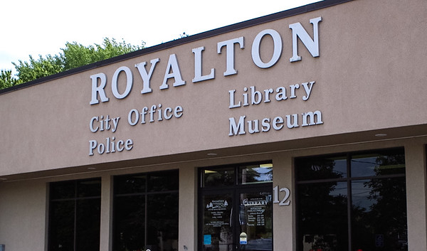 Image of Royalton's signage on their library building.